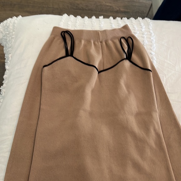 Really cute knitted set - Picture 2 of 2